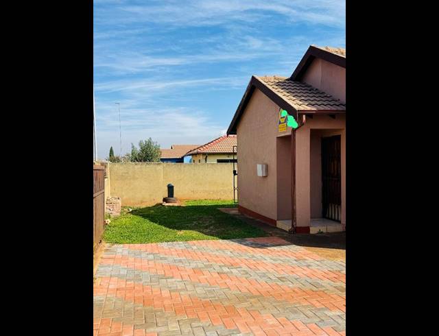 3 BEDROOM PROPERTY TO RENT IN DAWN PARK